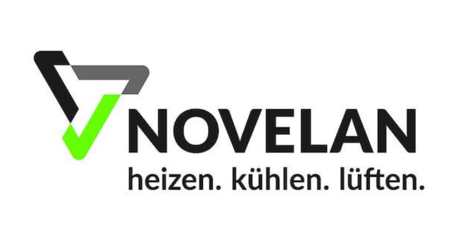 Klimaanlageninstallateur bei der Arbeit